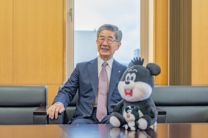 代表取締役 十三代目 岡崎善七さん